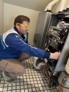 Plumbers Who Install Water Heaters: 5 Issues We See